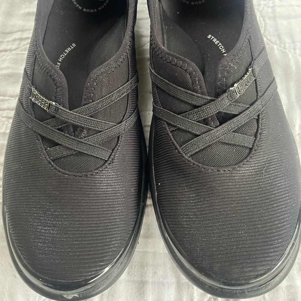 Bzees Comfort Shoes